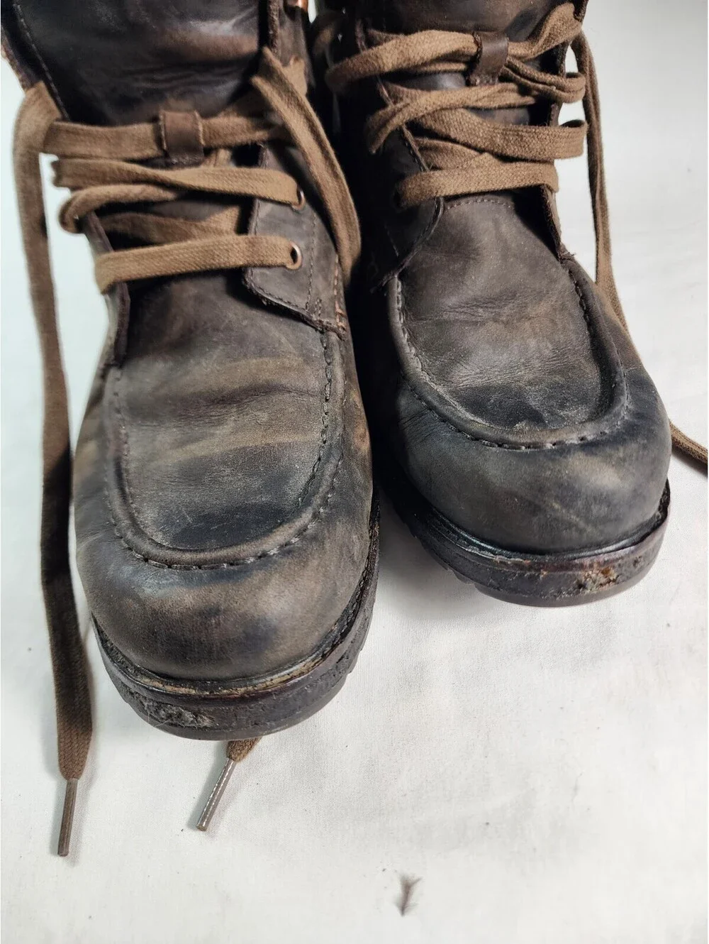 UGG Brown Leather Water Proof Discontinued Men's Boots Size 10
